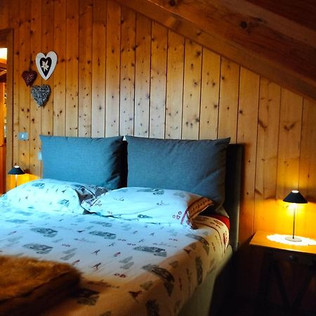 Apartamento Deliziosa Mansarda Con Vista Dolomiti San Vito di Cadore Exterior foto